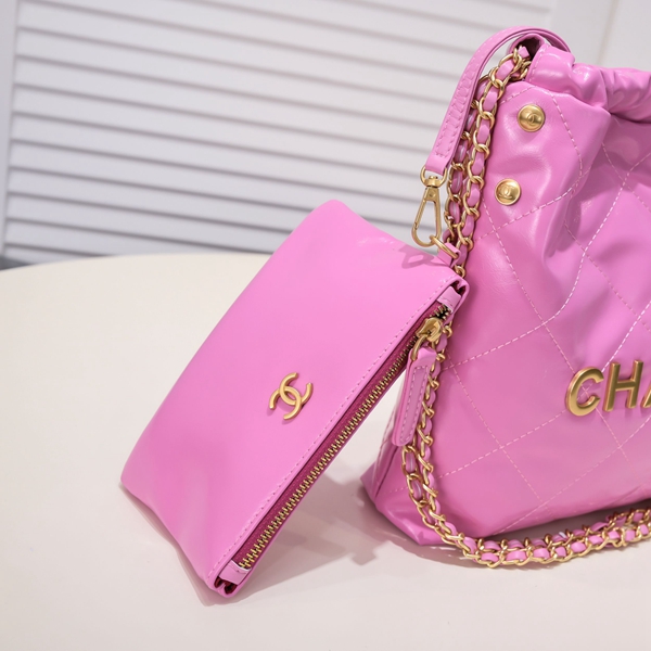 シャネルバッグ角部分ディテール